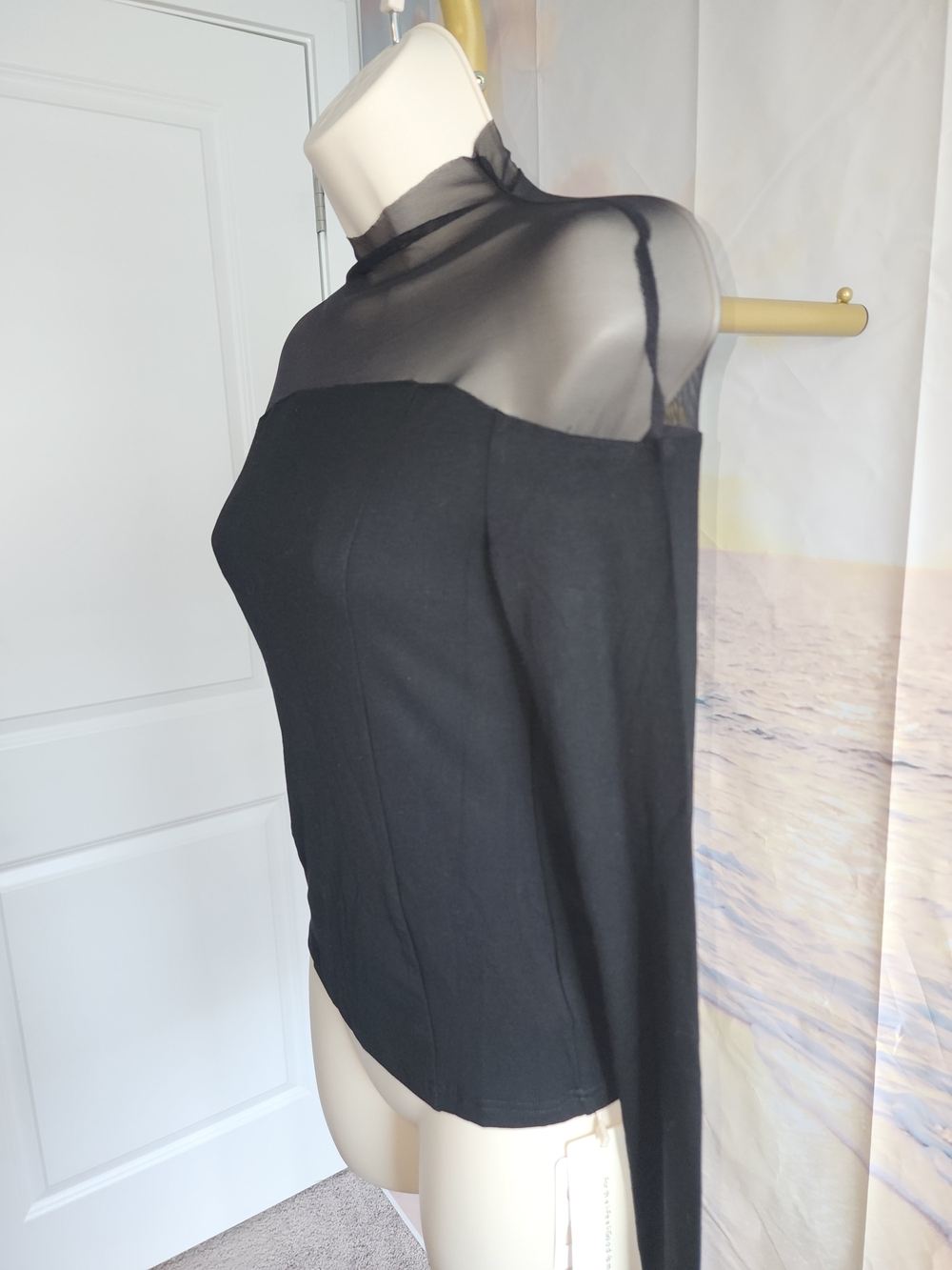 COMMENSE Women's Black Sheer Yoke Long-Sleeve Top - Picture 5 of 9